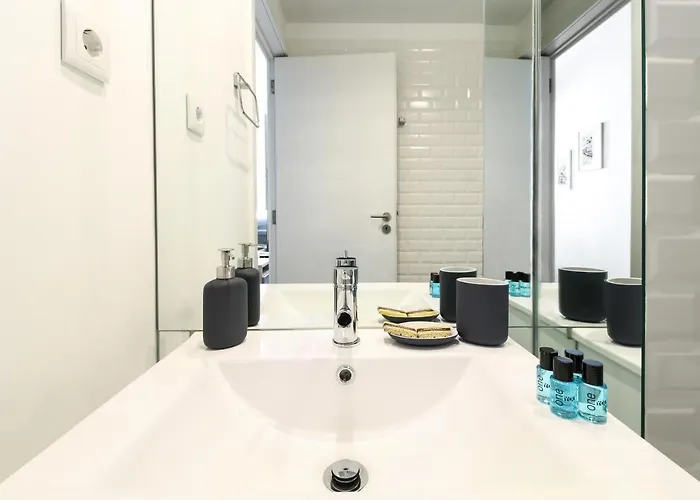 Msc Flats - Comercio Do Apartman Porto